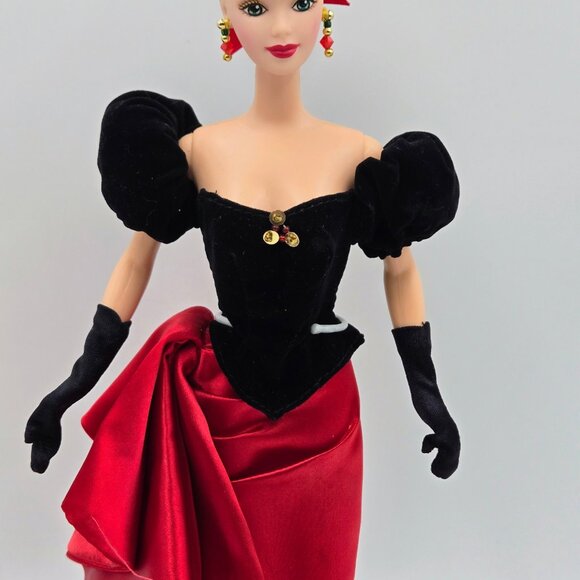 Avon Winter Splendor Barbie Doll 1998 Special Edition 19358 Mattel Read - Picture 3 of 16